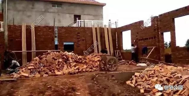 晒家丨徐女士江西农村盖别墅,3层300平30万就建好,怎么做到的?