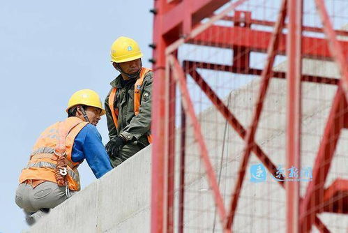 今天我在岗 致敬劳动者 走近建筑工人
